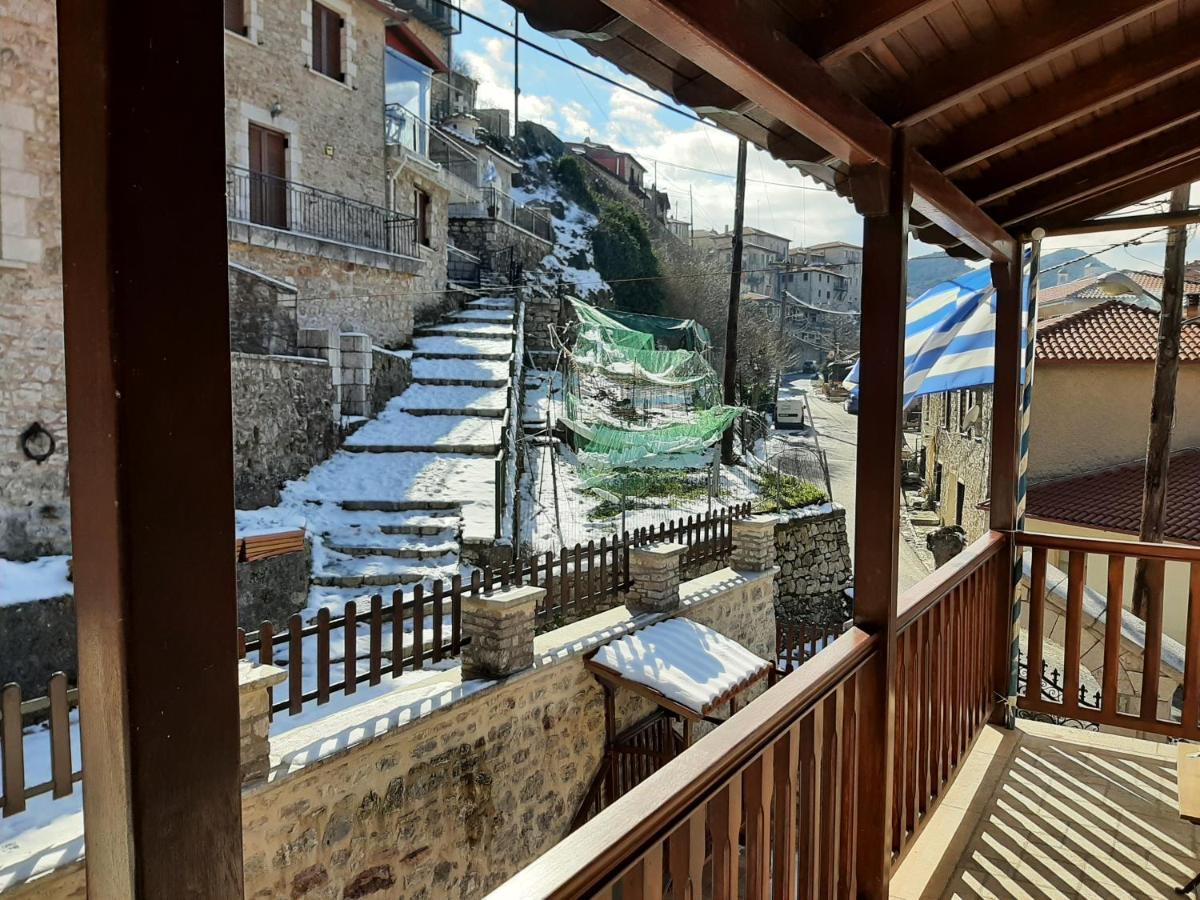 Δημητσανασ Τοποσ Νύμφη Δάφνη Lägenhet Dimitsana Exteriör bild